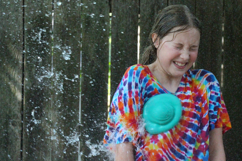Illustration for article titled 8 Photos Of Wet, Wet Water Fights